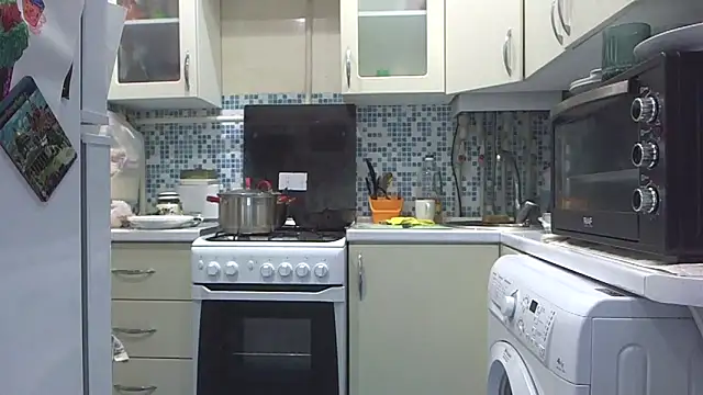 Snapshot of AmandaSexyLAX chatting on February 13, 2026, 6:30 pm AmandaSexyLAX online show from February 13, 2026, 6:30 pm