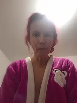 cintia love online show from June 20, 2026, 10:15 pm