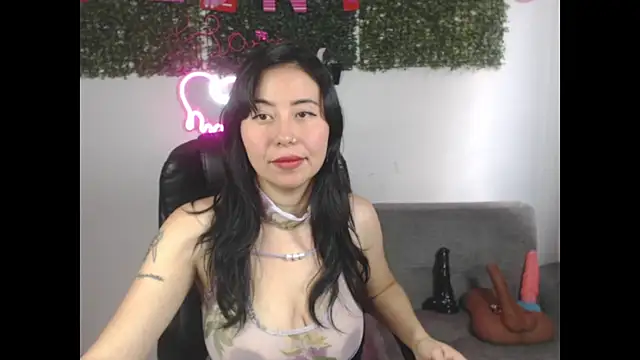 LolaOpalX online show from February 16, 2026, 4:16 pm