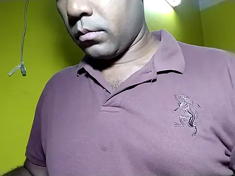 Snapshot of Lucky___05 chatting on March 7, 2026, 7:59 am Lucky 05 online show from March 7, 2026, 7:59 am