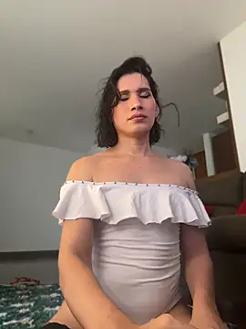 milablossom01 online show from June 26, 2026, 7:52 pm