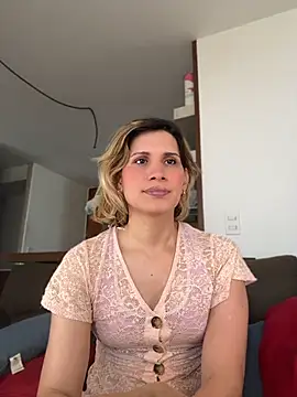 milablossom01 online show from June 12, 2026, 3:32 pm