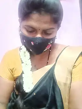 Snapshot of Tamil_Hot_Anu chatting on May 15, 2026, 11:14 pm Tamil Hot Anu online show from May 15, 2026, 11:14 pm