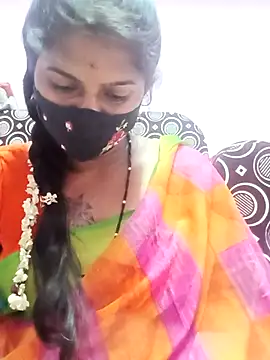 Tamil Hot Anu online show from April 23, 2026, 1:01 am
