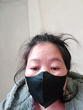 donaaa2 online show from January 12, 2026, 1:45 am