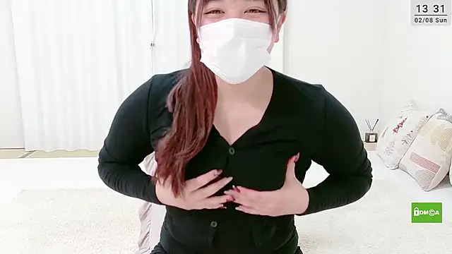 --sumire-- online show from February 8, 2026, 4:32 am