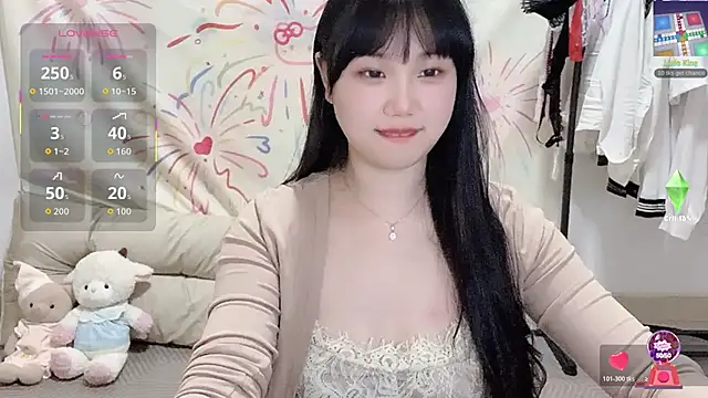 xiaoguai99 online show from May 9, 2026, 12:52 pm
