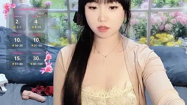 xiaoguai99 online show from March 22, 2026, 11:56 am