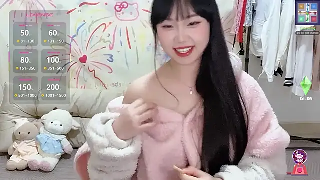 xiaoguai99 online show from April 30, 2026, 1:07 pm