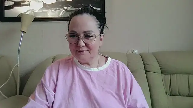 infinity loveliness online show from June 11, 2026, 5:59 am