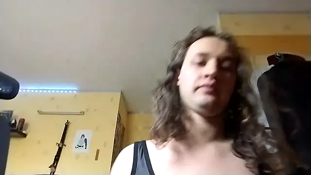 julialafemboy59 online show from February 26, 2026, 9:31 am