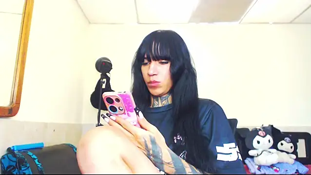 jazmin wolf online show from May 6, 2026, 3:05 pm