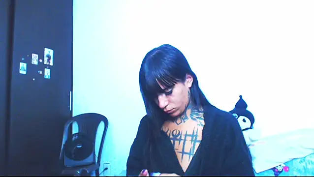 jazmin wolf online show from August 2, 2026, 10:07 pm