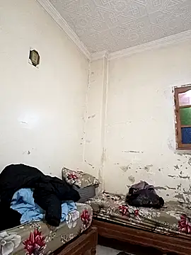 Mess06 online show from April 3, 2026, 4:02 pm