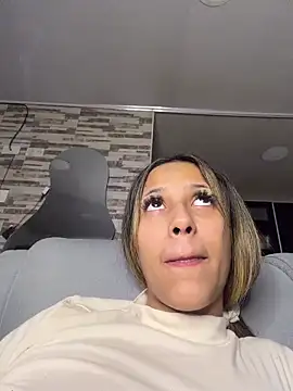 vicky bass  online show from February 15, 2026, 3:40 am