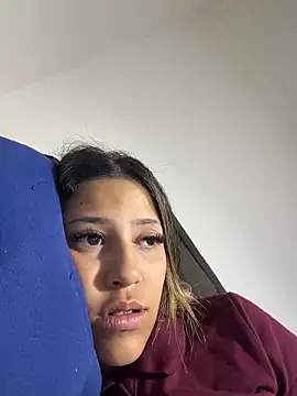 vicky bass  online show from May 6, 2026, 1:09 am