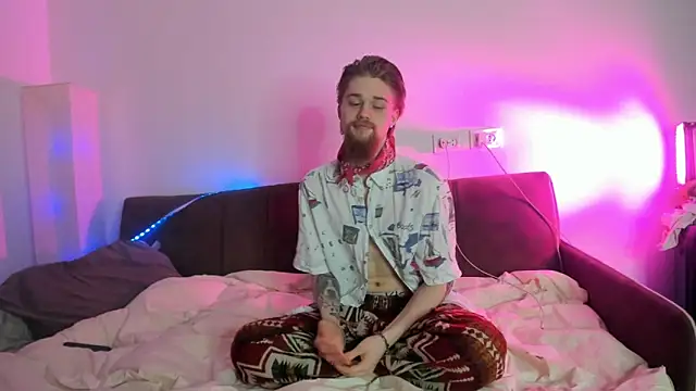 Snapshot of Lev_Miller chatting on February 10, 2026, 11:15 pm Lev Miller online show from February 10, 2026, 11:15 pm