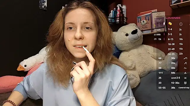 Snapshot of TiaraHenegan chatting on February 12, 2026, 7:19 am TiaraHenegan online show from February 12, 2026, 7:19 am