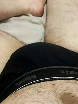 Snapshot of rolaaa2000 chatting on February 24, 2026, 12:11 am rolaaa2000 online show from February 24, 2026, 12:11 am