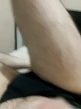 Snapshot of rolaaa2000 chatting on March 21, 2026, 12:56 am rolaaa2000 online show from March 21, 2026, 12:56 am