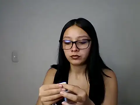 Snapshot of persefxne chatting on March 20, 2026, 10:55 pm persefxne online show from March 20, 2026, 10:55 pm