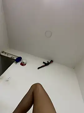 leon97hot online show from January 11, 2026, 5:25 am