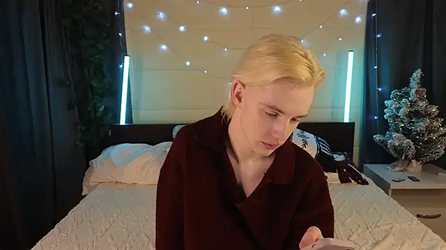 Snapshot of lucidangelok1 chatting on January 8, 2026, 2:12 pm lucidangelok1 online show from January 8, 2026, 2:12 pm