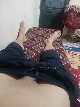 Snapshot of Re-book chatting on May 28, 2026, 9:32 pm Re-book online show from May 28, 2026, 9:32 pm