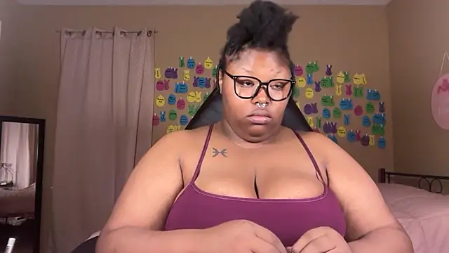 Chocolatebunnyxx96 online show from June 15, 2026, 2:34 am