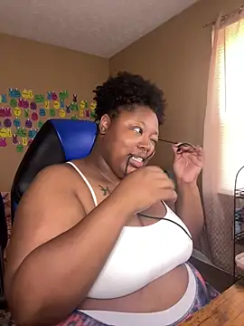 Chocolatebunnyxx96 online show from June 30, 2026, 6:52 pm