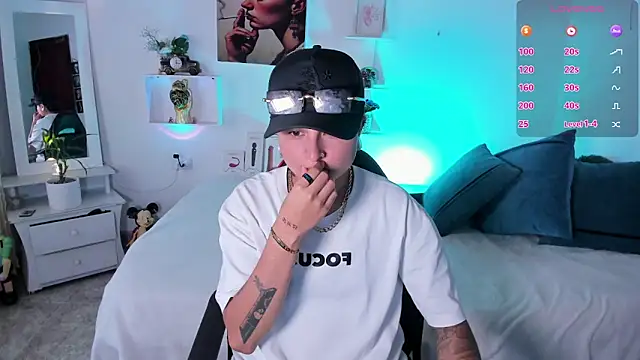 Snapshot of Zury_Ramirez chatting on February 12, 2026, 8:08 pm Zury Ramirez online show from February 12, 2026, 8:08 pm