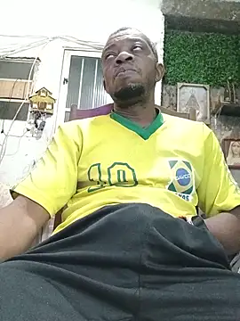 Negaomalinha1 online show from June 19, 2026, 2:50 am