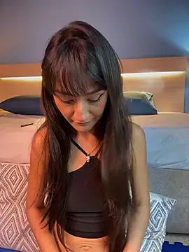 Denightjones online show from June 25, 2026, 3:48 am