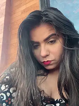 HellenaTinoco online show from February 1, 2026, 4:33 am