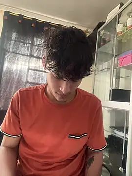 MaxStar26 online show from January 18, 2026, 12:41 pm