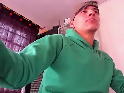 MaxStar26 online show from January 8, 2026, 2:01 pm