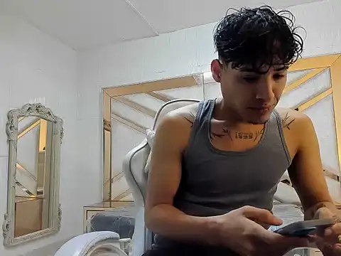 MaxStar26 online show from January 13, 2026, 2:54 pm