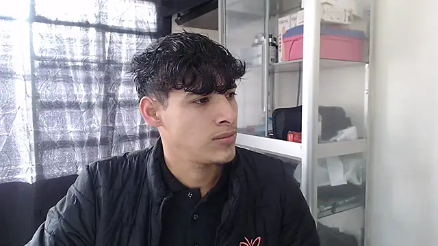 MaxStar26 online show from February 2, 2026, 12:26 pm