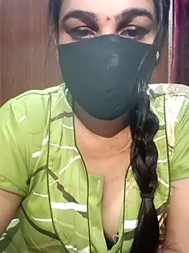 Snapshot of 01Roshani chatting on March 10, 2026, 6:01 pm 01Roshani online show from March 10, 2026, 6:01 pm