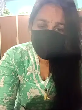 Snapshot of 01Roshani chatting on February 11, 2026, 11:43 am 01Roshani online show from February 11, 2026, 11:43 am