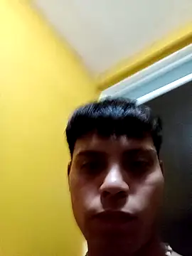 Snapshot of BrandonMendez6 chatting on January 7, 2026, 2:27 am BrandonMendez6 online show from January 7, 2026, 2:27 am