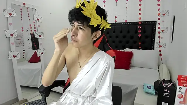 julian xx online show from February 25, 2026, 7:58 pm