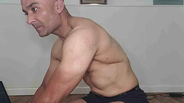 Bilie Desire online show from August 2, 2026, 7:00 pm