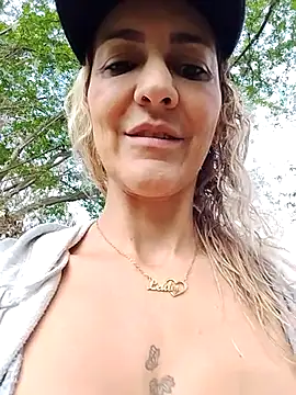 Snapshot of Monita_Med chatting on March 22, 2026, 1:34 pm Monita Med online show from March 22, 2026, 1:34 pm