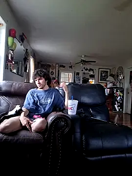 SugarNCinnamon online show from May 30, 2026, 8:47 pm