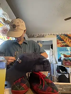 SugarNCinnamon online show from March 14, 2026, 10:16 pm