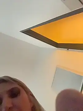 Snapshot of Danijela123 chatting on March 21, 2026, 8:19 am Danijela123 online show from March 21, 2026, 8:19 am