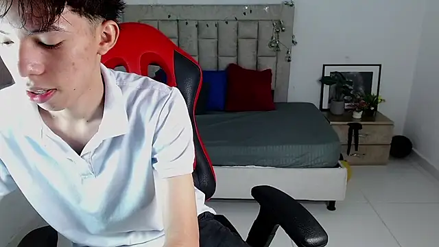 Snapshot of Nico__fox123 chatting on January 6, 2026, 6:12 pm Nico fox123 online show from January 6, 2026, 6:12 pm