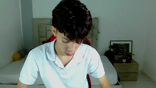 Snapshot of Nico__fox123 chatting on January 13, 2026, 5:39 pm Nico fox123 online show from January 13, 2026, 5:39 pm