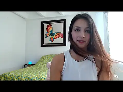 Snapshot of Almaglow_ chatting on March 5, 2026, 4:47 pm Almaglow online show from March 5, 2026, 4:47 pm